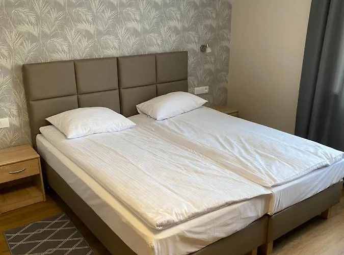 Bed & Breakfast Gracja 3*